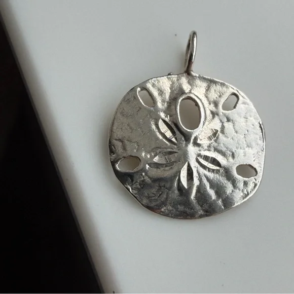 925 Sterling Silver Sand Dollar Small Dainty Charm Pendant - Picture 9 of 9